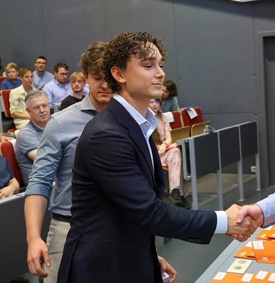 Professional headshot of Oskar Vanhove